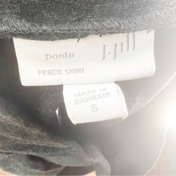 ✅ J. JILL DARK GREY PONTE PENCIL SKIRT SIZE SMALL - Picture 4 of 5